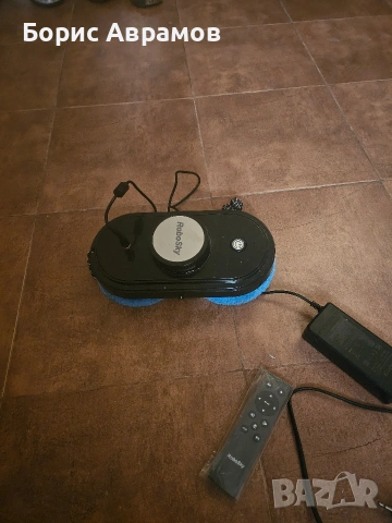 робот за миене на прозорци нов!