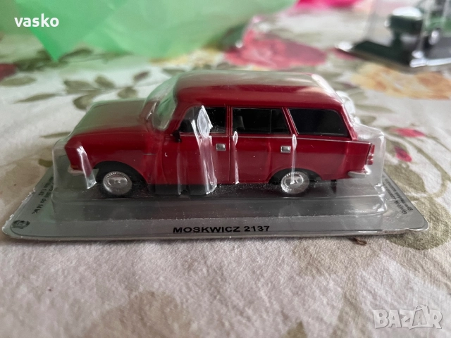 Деагостини Москвич 1:43, снимка 2 - Колекции - 52882544