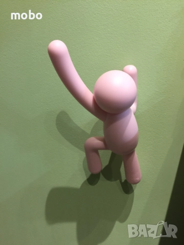 Закачалки  UMBRA - с форма на човечета - 3 броя, цвят бял,бледо розов и розов, снимка 6 - Закачалки - 51580432