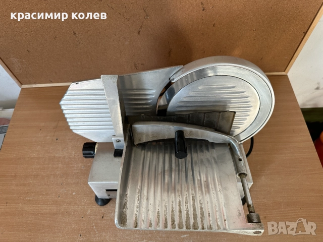 професионална немска слайс машина, снимка 2 - Обзавеждане на кухня - 52809175