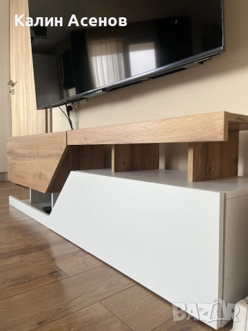 Тв шкаф Бял, Дъб уотан, снимка 3 - Шкафове - 53693694