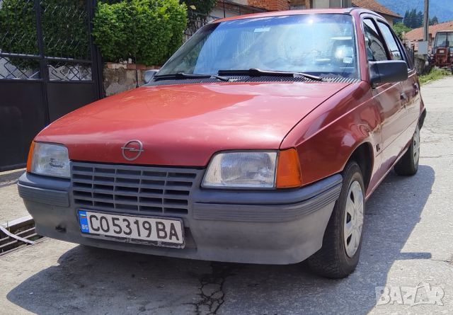 Opel Kadett 1.3I, снимка 1 - Автомобили и джипове - 46117025