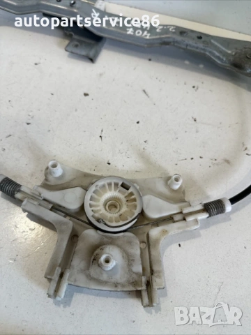 Регулатор за заден десен прозорец за Peugeot 407 2.2 HDI (2007), снимка 2 - Части - 53737404