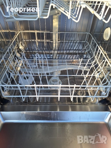 Съдомиялна Bosch 60см, снимка 5 - Съдомиялни - 53230743
