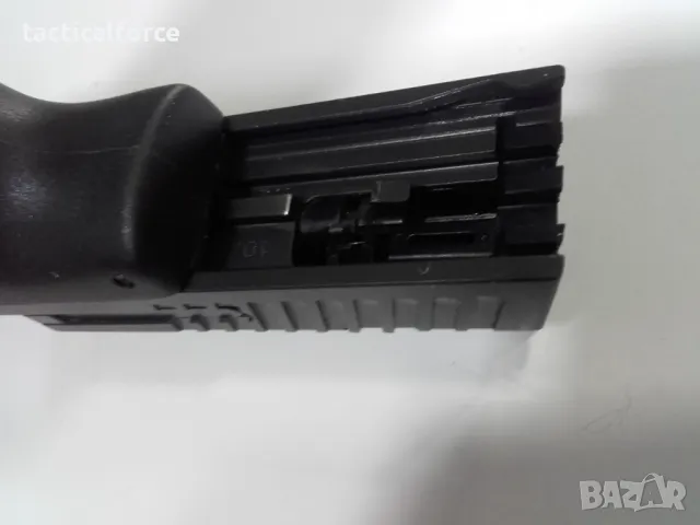 Пистолет CZ P10C , снимка 5 - Бойно оръжие - 49205156