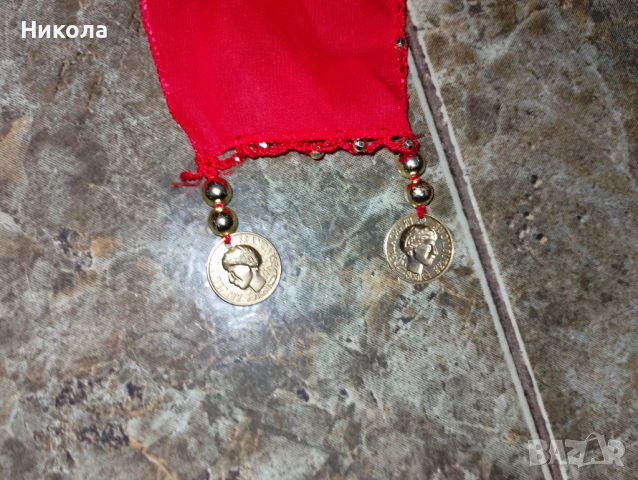 Шал с пендари,маратонки,,Гучи"№37, снимка 3 - Шалове - 49507417