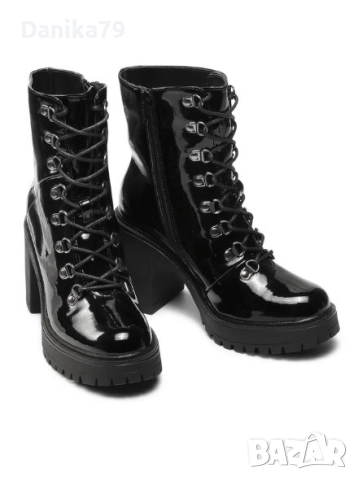 Дамски боти DeeZee, снимка 2 - Дамски боти - 52298518