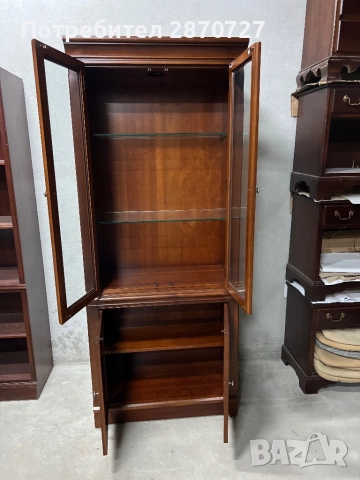 Салонен бюфет (витрина ) DREXEL HERITAGE, снимка 5 - Секции и витрини - 52072412