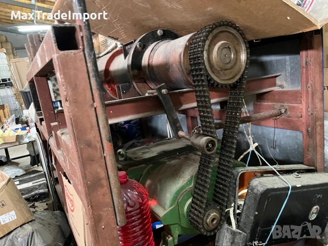 Редукторен електро мотор шнек, снимка 6 - Електродвигатели - 53879751