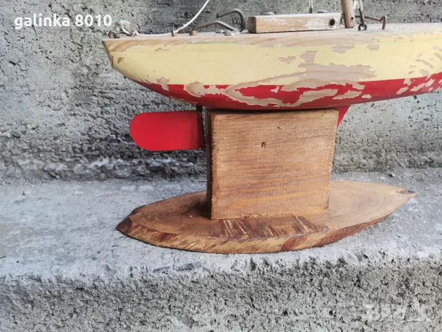 Старо дървено корабче на стойка, снимка 5 - Антикварни и старинни предмети - 50154663