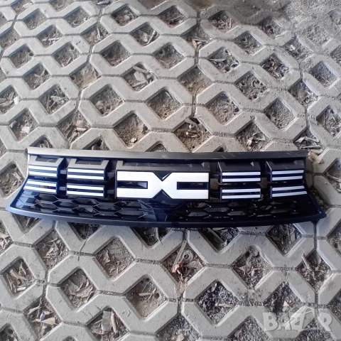 Решетка за Dacia Duster (2021-2024г.), снимка 2 - Части - 54282004
