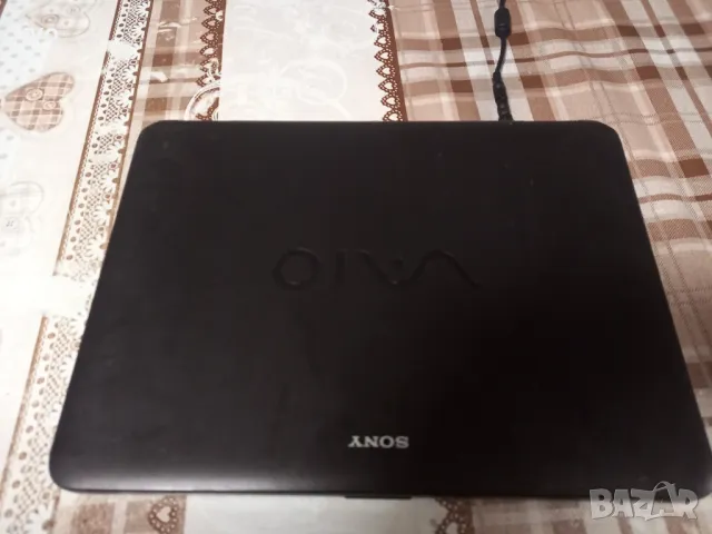 лаптоп Sony vaio, снимка 2 - Лаптопи за дома - 47917444