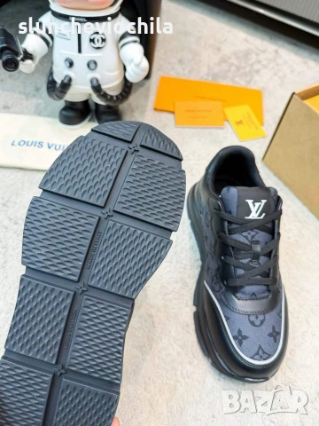 Обувки Louis vuitton run away sneakers, снимка 6 - Маратонки - 54124321
