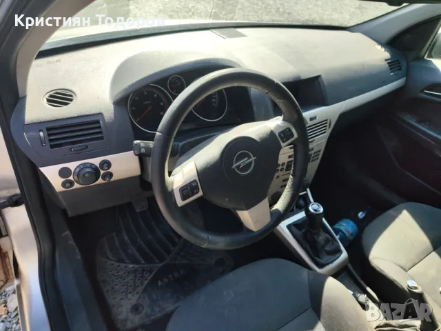 Opel Astra H на части 1.9 101кс 74кв, снимка 5 - Части - 47667502