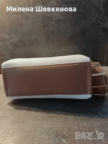 Нова дамска чанта VALENTINO, снимка 2 - Чанти - 54180572