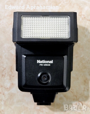 Светкавица National PE-250S, снимка 4 - Светкавици, студийно осветление - 53100575