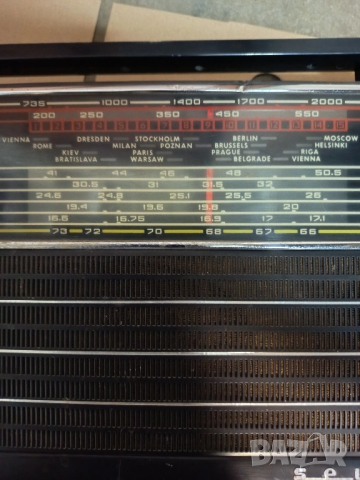 Радио транзистор Селена В211, снимка 12 - Радиокасетофони, транзистори - 51789777