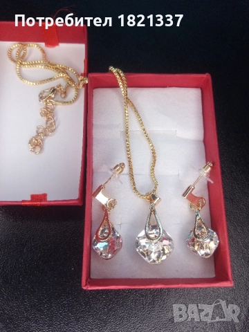 Комплект колие и обици , снимка 3 - Бижутерийни комплекти - 52681062