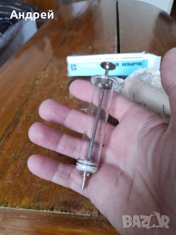 Стара стъклена спринцовка Chirana, снимка 4 - Други ценни предмети - 51486051