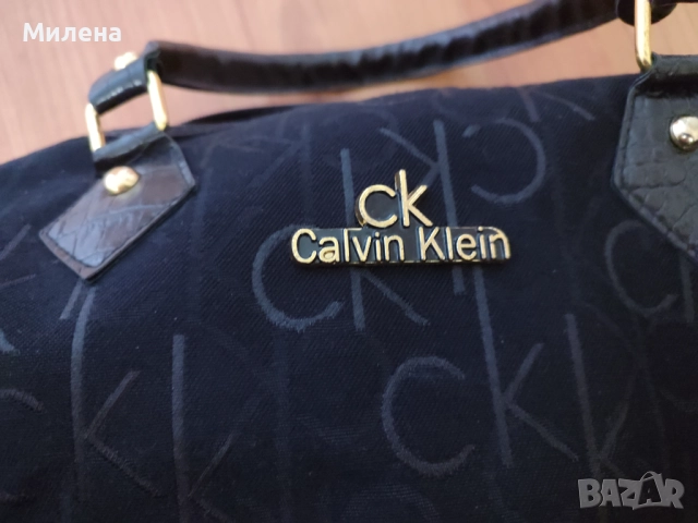 Чанта Calvin Klein , снимка 5 - Чанти - 52339490