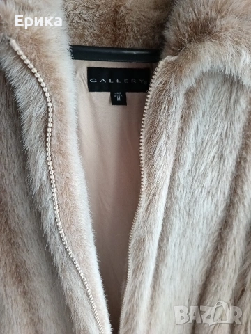 Палто с косъм , снимка 3 - Палта, манта - 53505159