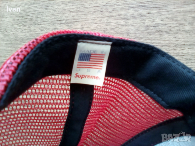 Оригинална шапка Supreme trucker hat script logo, снимка 6 - Шапки - 52482596