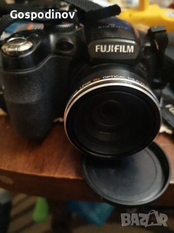 Фотоапарат Fuji film Fine pix S 1600, снимка 2 - Фотоапарати - 52335728