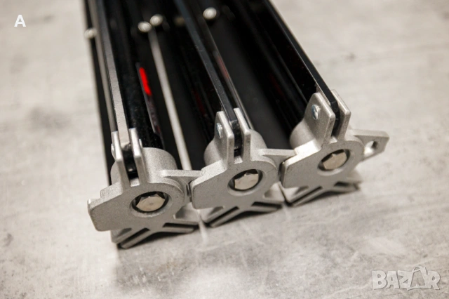 Професионален статив за осветление Phottix Padat 300 3 метра, Въздушна амортизация (Air Cushion), снимка 2 - Чанти, стативи, аксесоари - 53912472