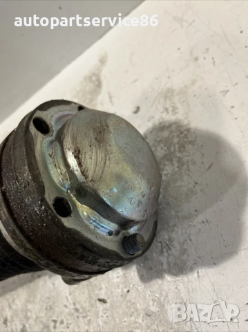 Полуоска предна лява за Volkswagen Scirocco 2.0 Tsi (2008) 1K0407271Ee , снимка 3 - Части - 54164260