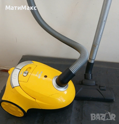 Прахосмукачка Dirt Devil 2000W, снимка 3 - Прахосмукачки - 54121544