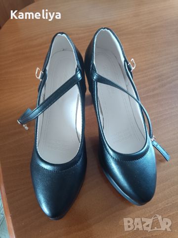 Чисто нови обувки, снимка 1 - Дамски обувки на ток - 46155429