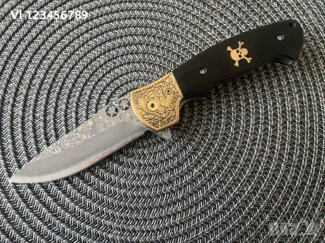 Сгъваем нож  имитиращ дамаска стомана 80х200 - Череп+Кости