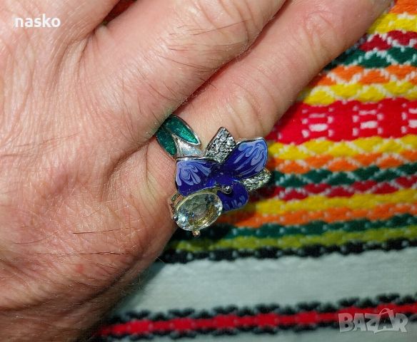 Дамски флорален пръстен, снимка 12 - Антикварни и старинни предмети - 46463342