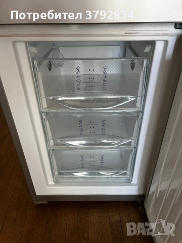 Хладилник с фризер Liebherr 7081968, снимка 6 - Хладилници - 53959568