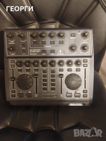 Запазен Behringer Bi control Миксер BCD 2000. Изгодно, снимка 3 - Ресийвъри, усилватели, смесителни пултове - 52875899
