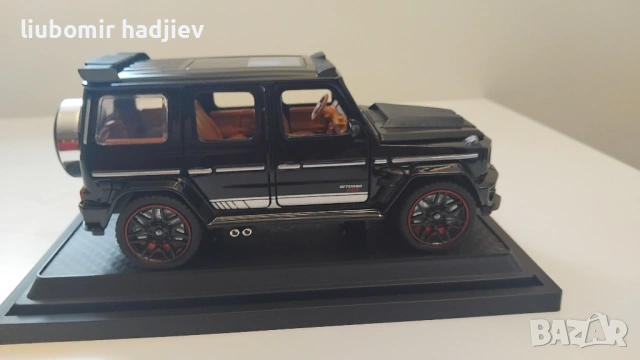 Метална количка: Mercedes G 800 BRABUS, снимка 5 - Коли, камиони, мотори, писти - 54057622