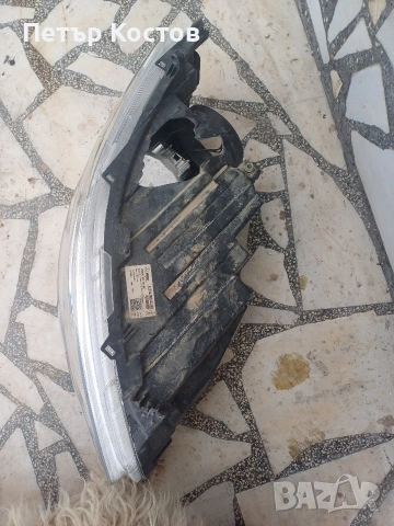 Мерцедес Sprinter W910 Десен Фар , снимка 4 - Части - 53580373