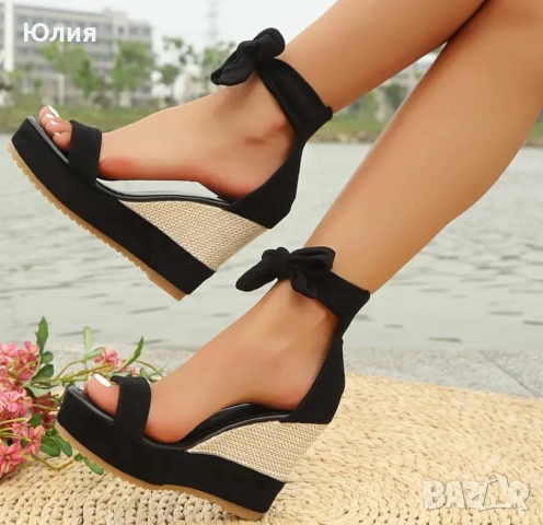 Нови обувки на платформа 