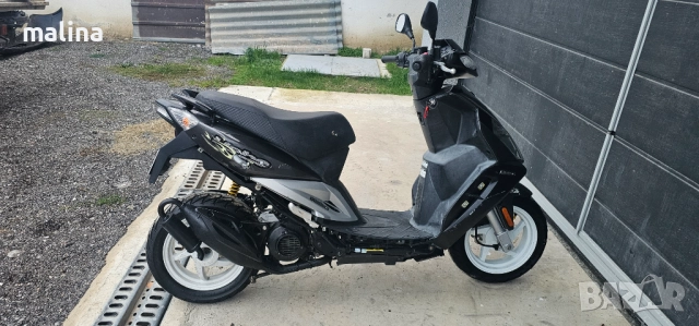 Скутер 50кубика внос от Германия регистриран , снимка 10 - Мотоциклети и мототехника - 52598164