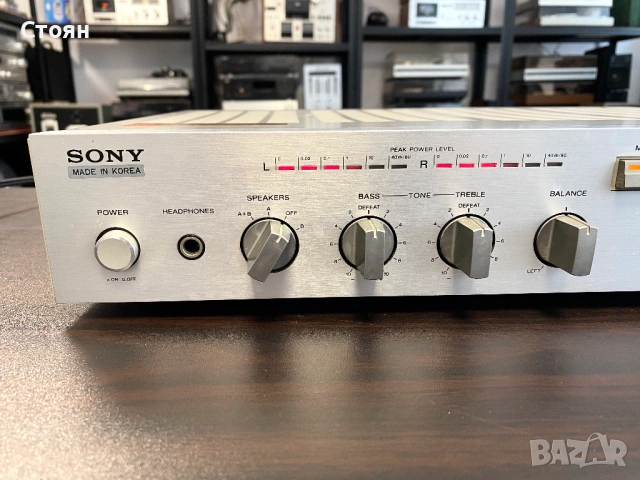 Отличен усилвател Sony, снимка 2 - Ресийвъри, усилватели, смесителни пултове - 54054826
