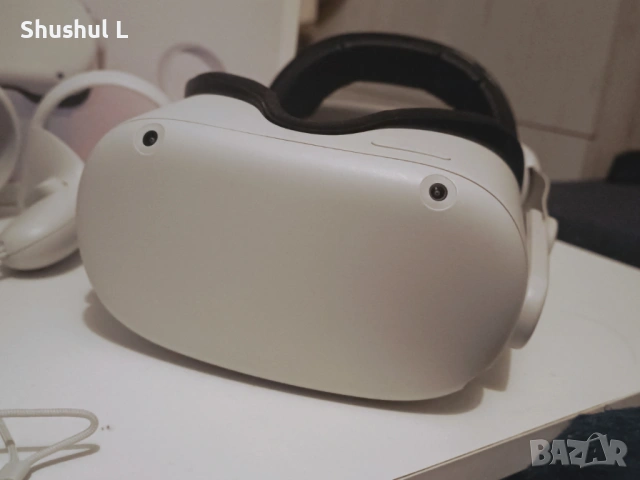 Vr очила Oculus quest 2/ 256gb + Kiwi аксесоари, снимка 3 - Други игри и конзоли - 53470866
