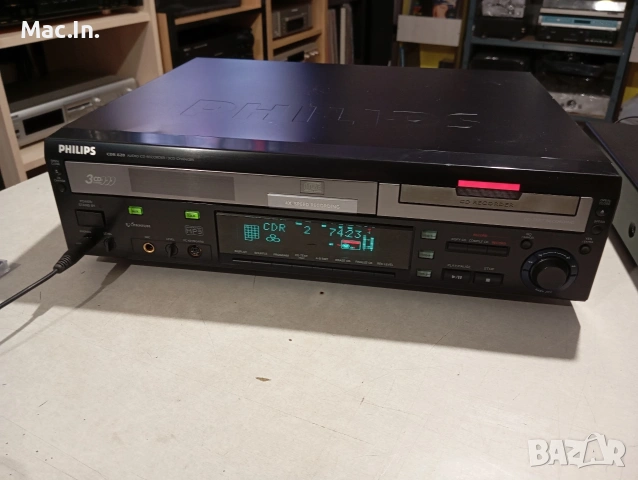 Записвачка  Philips CDR820