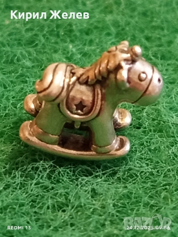 Сребърен талисман Люлеещо се конче Бруно еднорога на Pandora 50802, снимка 2 - Колиета, медальони, синджири - 52889776