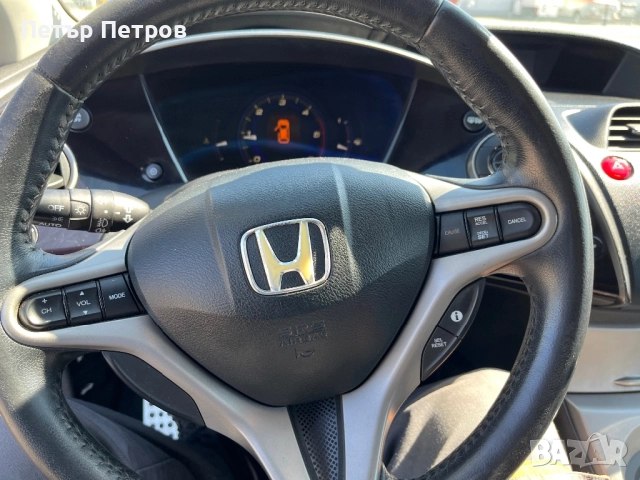 Хонда Сивик 8, снимка 15 - Автомобили и джипове - 51711613