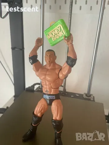 Kуфарче за екшън фигурки / играчки WWE Money In the Bank Briefcase  Договорът в куфарчето, снимка 10 - Колекции - 48939198