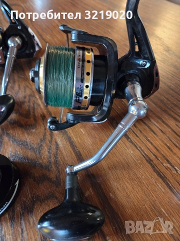 Макари за риболов FL DN 8000 с разервни шпули, снимка 4 - Макари - 53174025