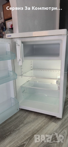 Малък хладилник Liebherr с горна камера и фризер, снимка 3 - Хладилници - 52835124