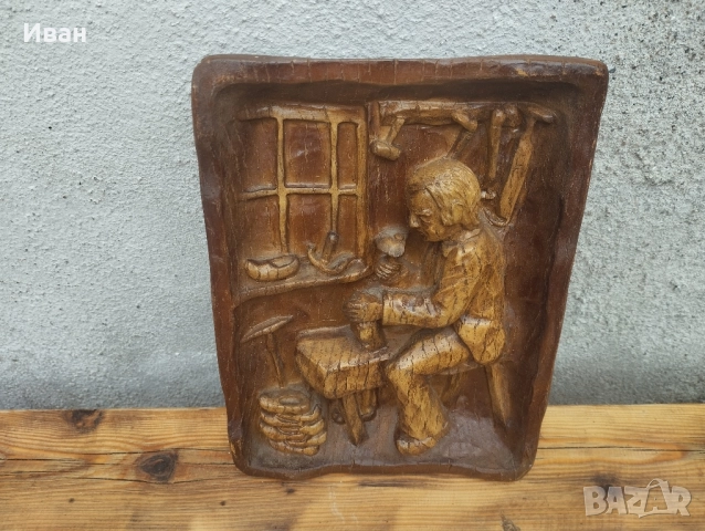 Дърворезба изобразяваща Дърводелец , снимка 7 - Антикварни и старинни предмети - 52418030