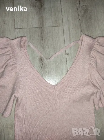 Дамски дрехи L размер , снимка 10 - Тениски - 49631856