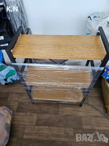 Етажерка на три нива, отлично качество 